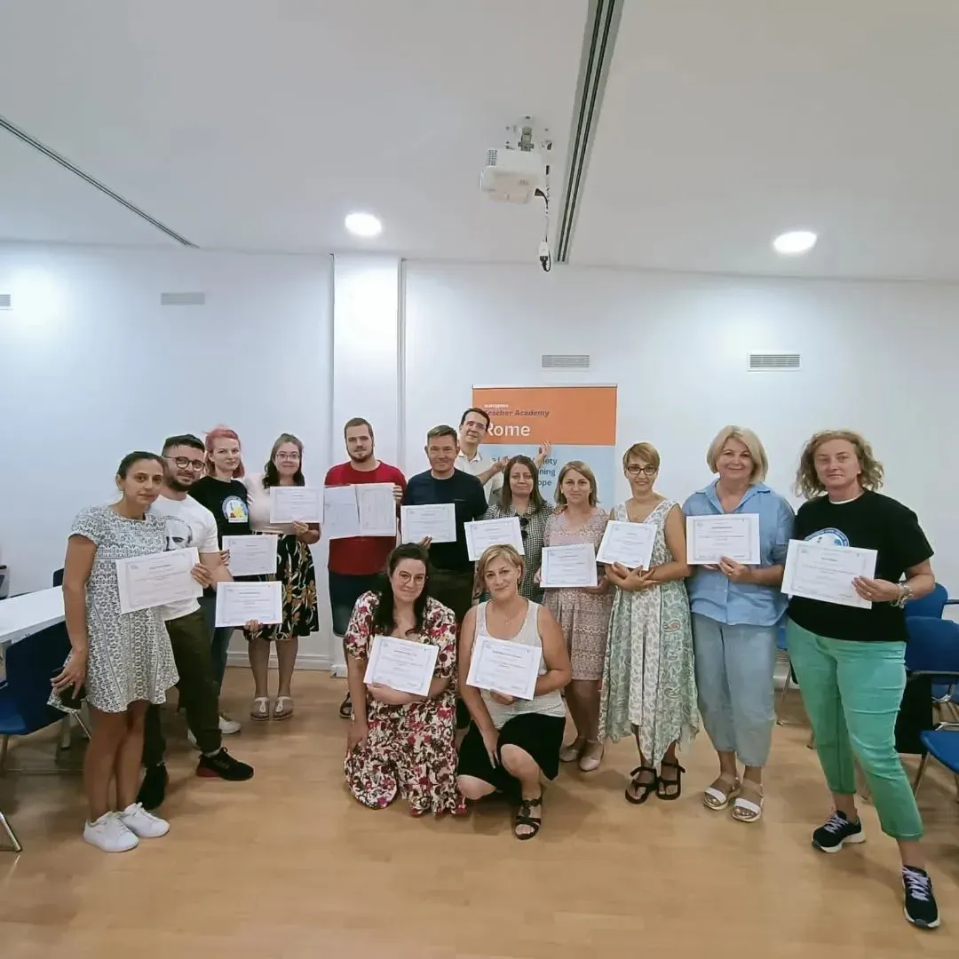 Active Yourope members receiving their course certificates at the European Teacher Academy in Rome